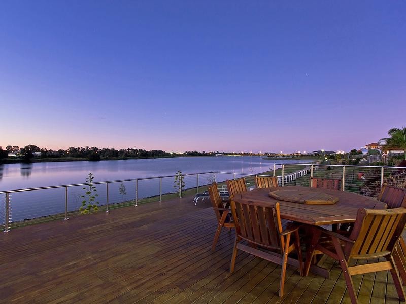 21 Princeton Street, Oxenford QLD 4210