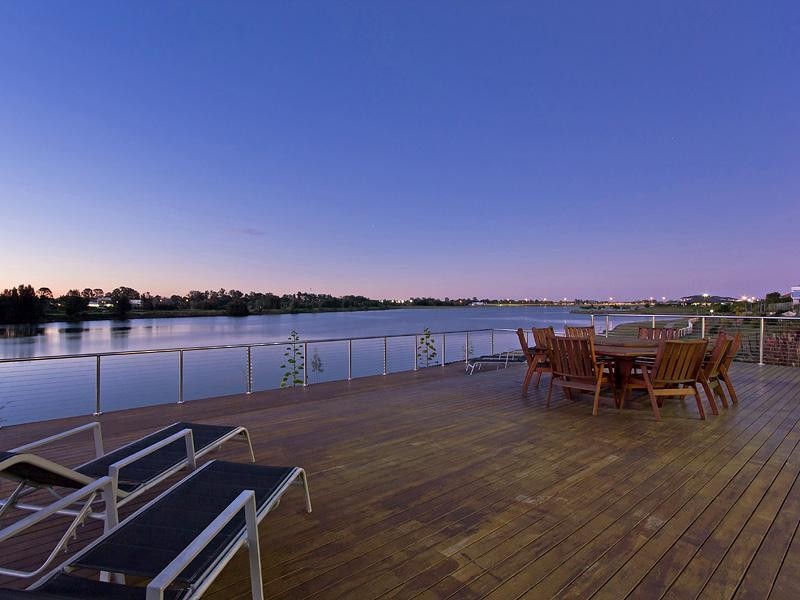 21 Princeton Street, Oxenford QLD 4210