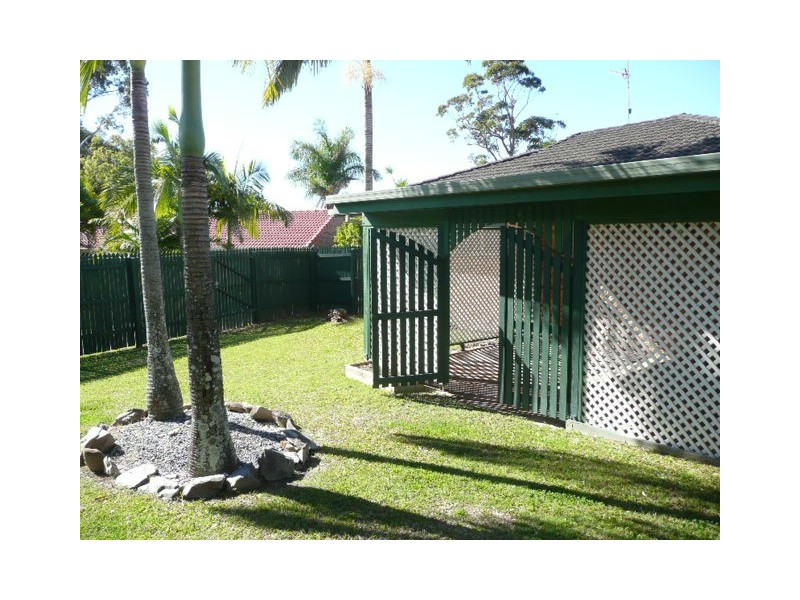 31 Nina Parade, Arundel QLD 4214