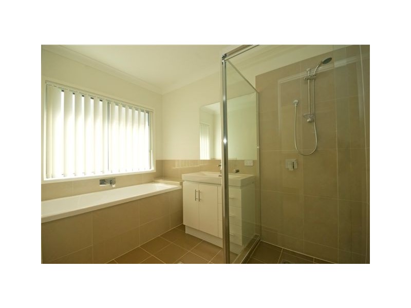 15 Greendragon Crescent, Upper Coomera QLD 4209