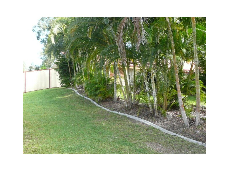 1 Derwent Avenue, Helensvale QLD 4212