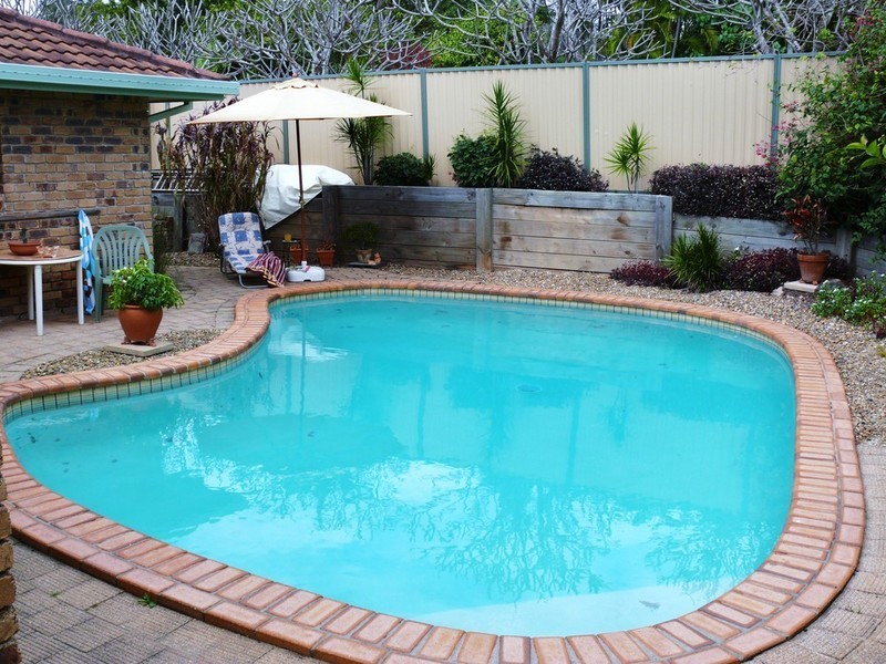 24 California Drive, Oxenford QLD 4210