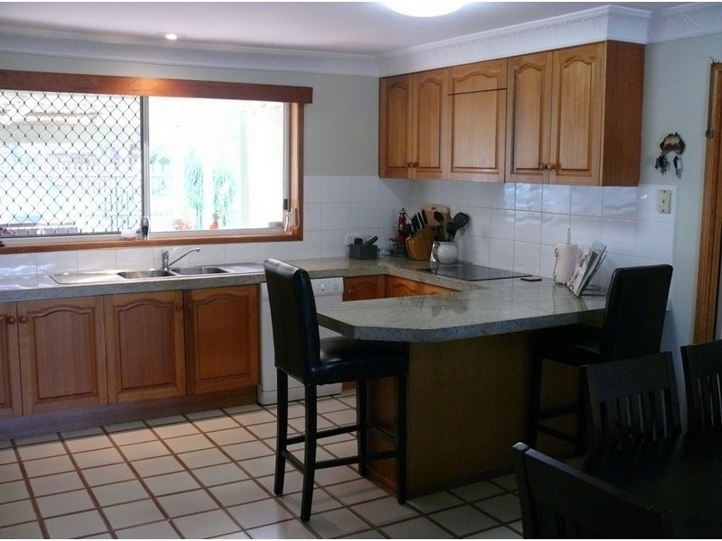 24 California Drive, Oxenford QLD 4210