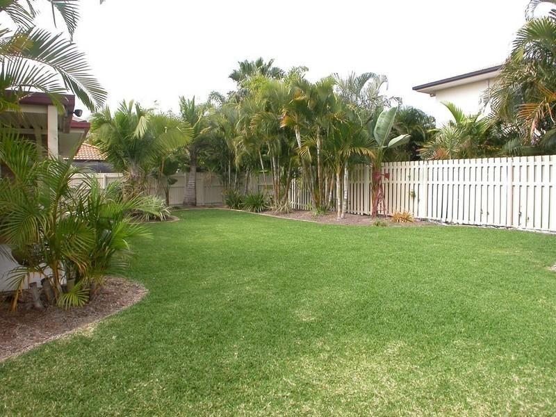 12 Graywillow Boulevard, Oxenford QLD 4210