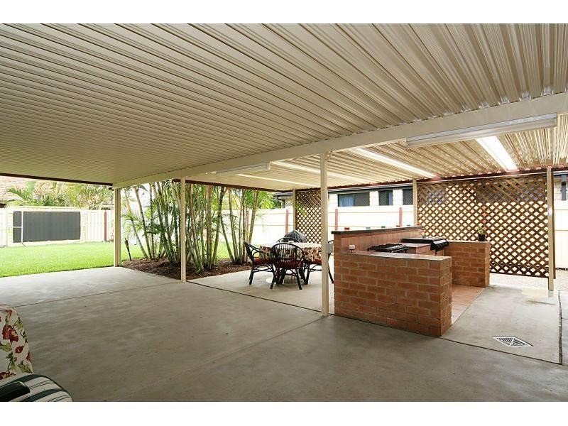 12 Graywillow Boulevard, Oxenford QLD 4210