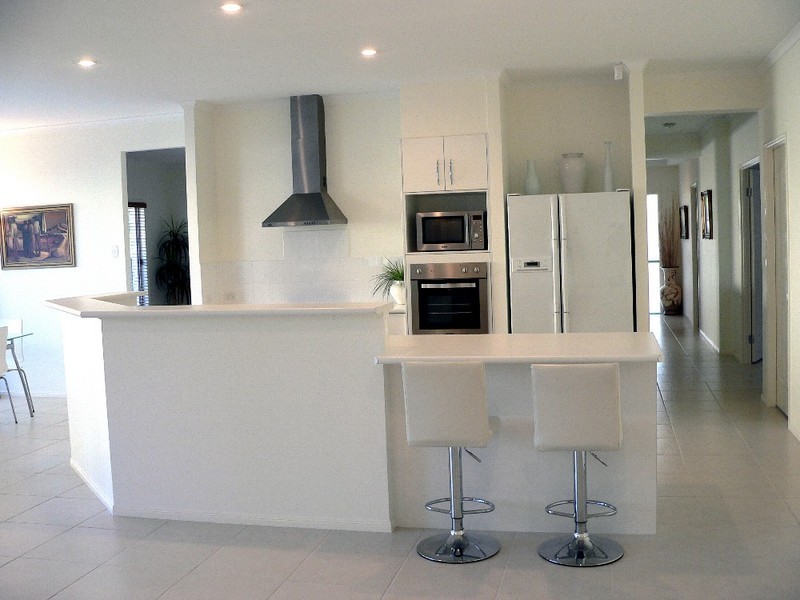 16 Greendragon Crescent, Upper Coomera QLD 4209