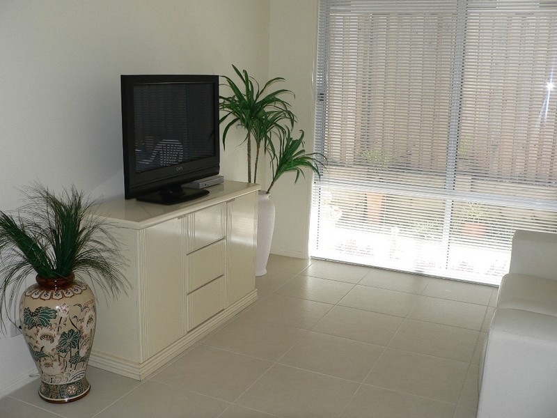 16 Greendragon Crescent, Upper Coomera QLD 4209