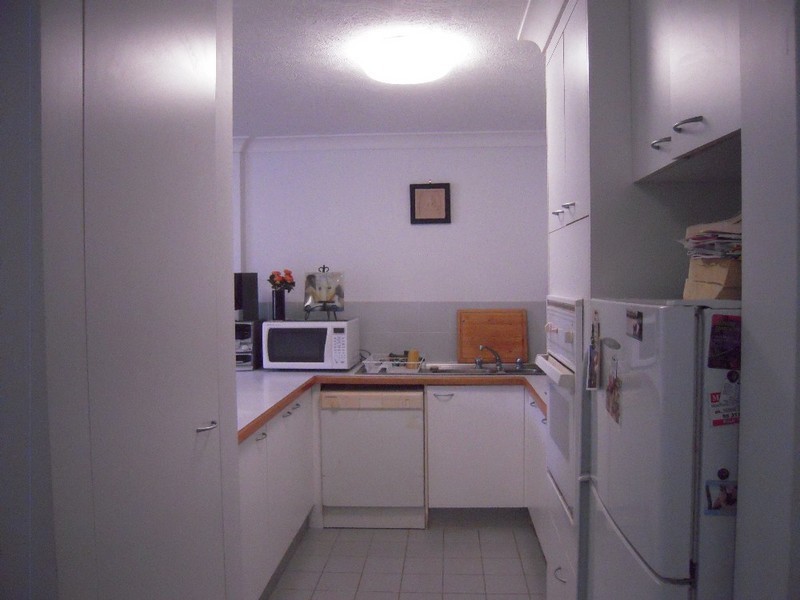 10/444 Marine Parade, Biggera Waters QLD 4216