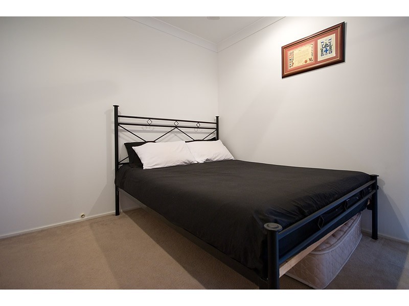 33 Cobb & Co Drive, Oxenford QLD 4210