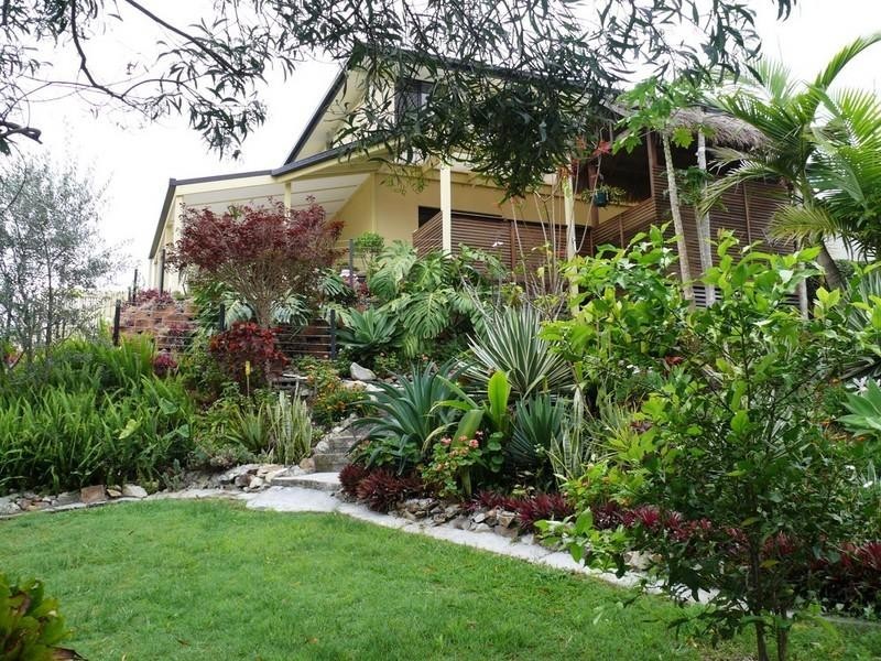 21 Hatutu Street, Pacific Pines QLD 4211