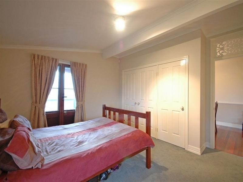 Wongawallan QLD 4210