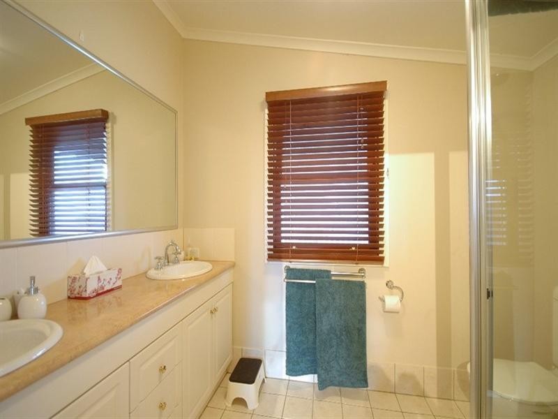 Wongawallan QLD 4210