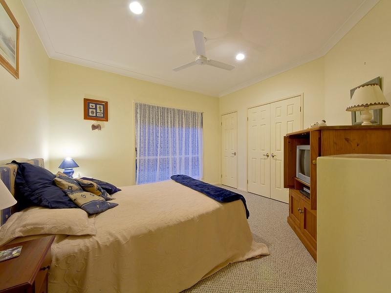 43 Crystal Springs Court, Maudsland QLD 4210