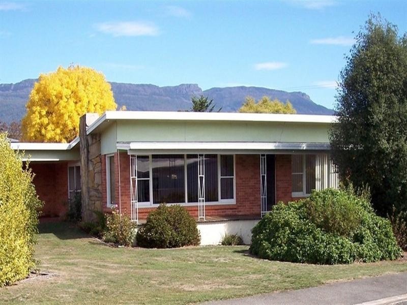 110 Old Pacific Highway, Oxenford QLD 4210