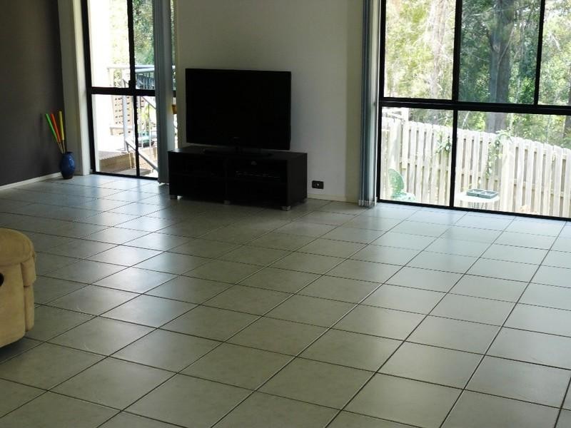 3 Calypso Court, Oxenford QLD 4210