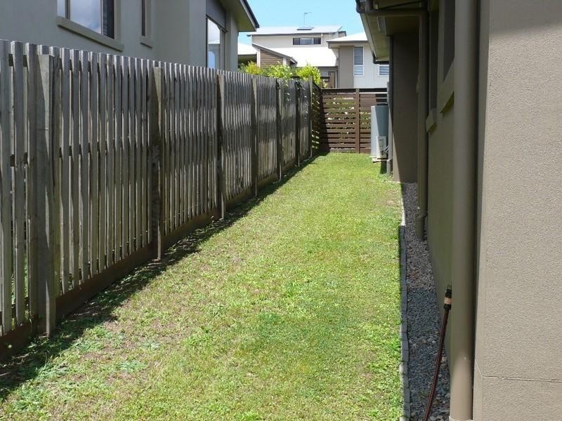 3 Calypso Court, Oxenford QLD 4210