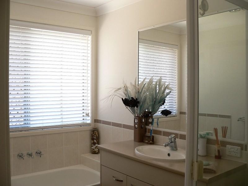 13 Greenleaf Street, Upper Coomera QLD 4209