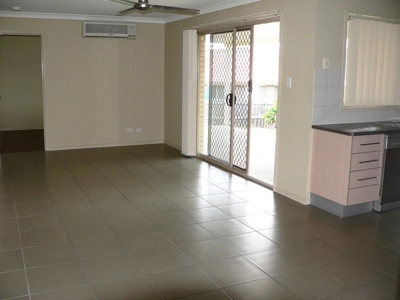 26 Armani Avenue, Pimpama QLD 4209