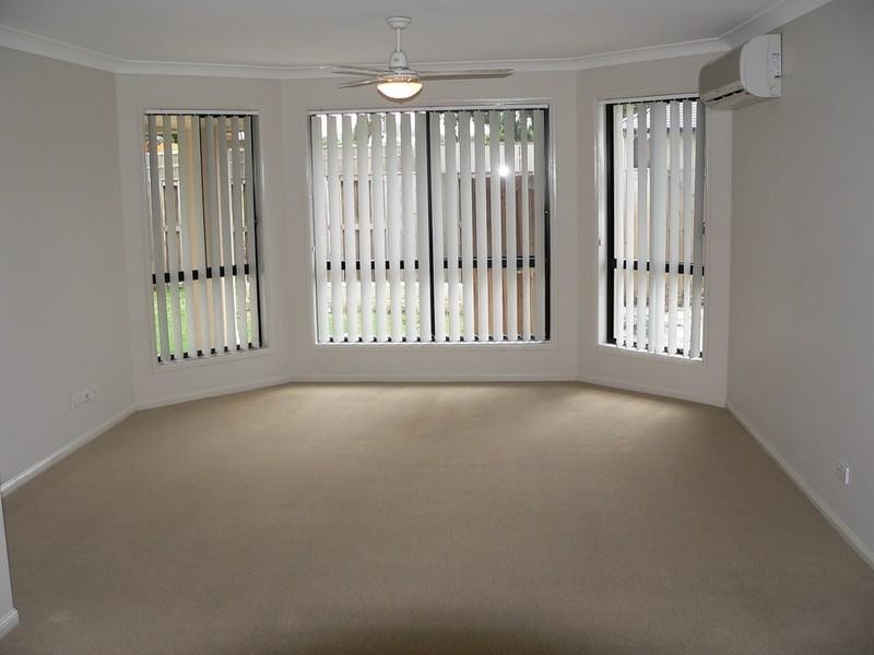 7 Oceanis Drive, Oxenford QLD 4210