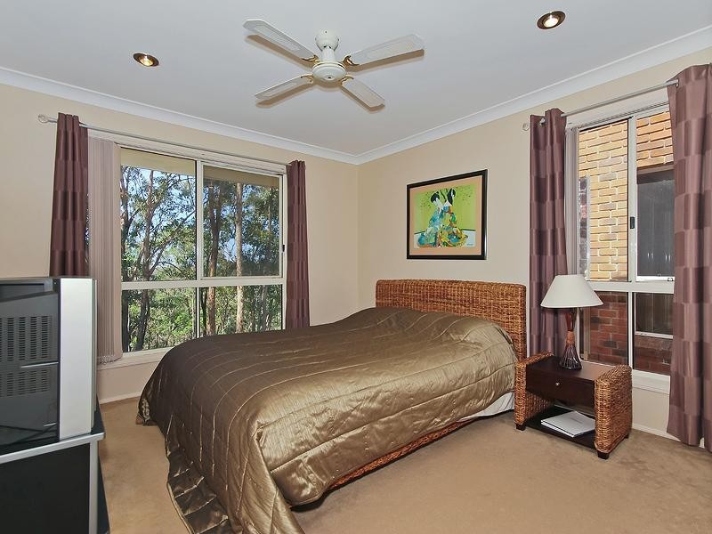 8 Greenridge Street, Oxenford QLD 4210