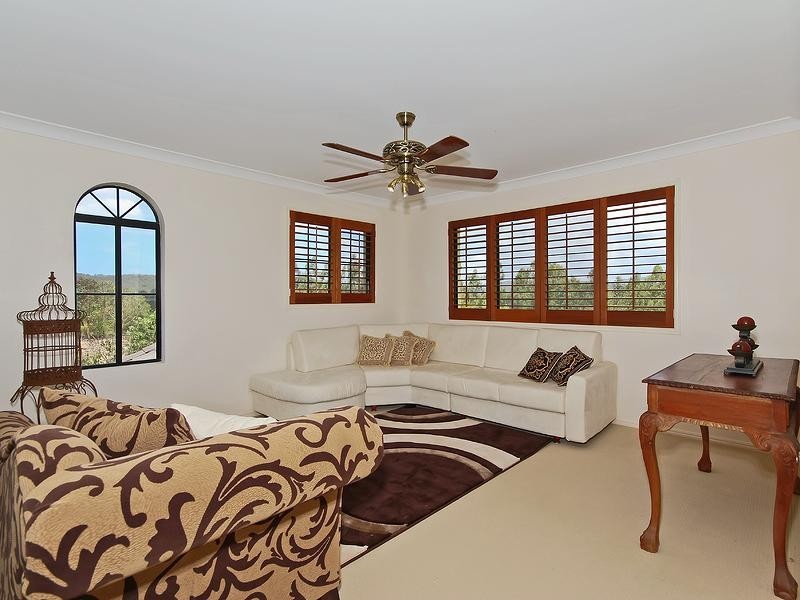 129 Birds Road, Guanaba QLD 4210