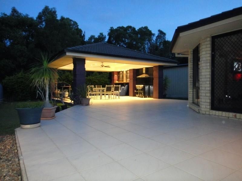 Pacific Pines QLD 4211