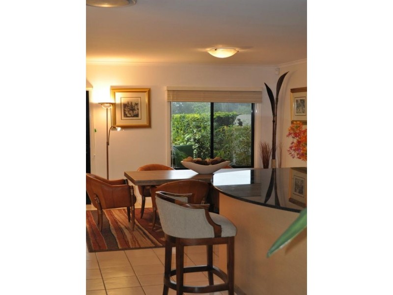 8886 Magnolia Drive East, Hope Island QLD 4212