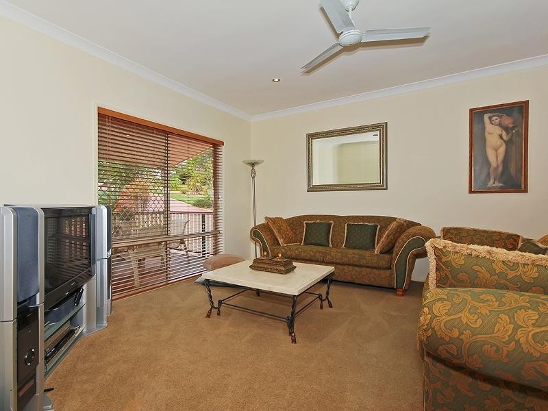 5 Barlee Place, Maudsland QLD 4210