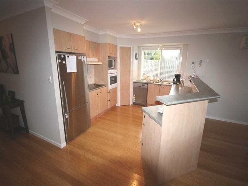 15 Maui Court, Oxenford QLD 4210