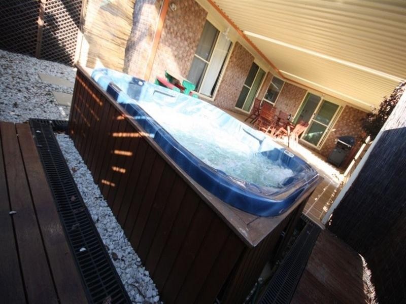 15 Maui Court, Oxenford QLD 4210