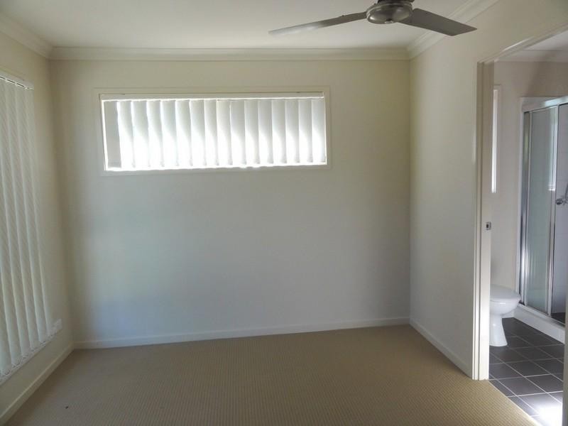 29 Matthews Crescent, Pimpama QLD 4209