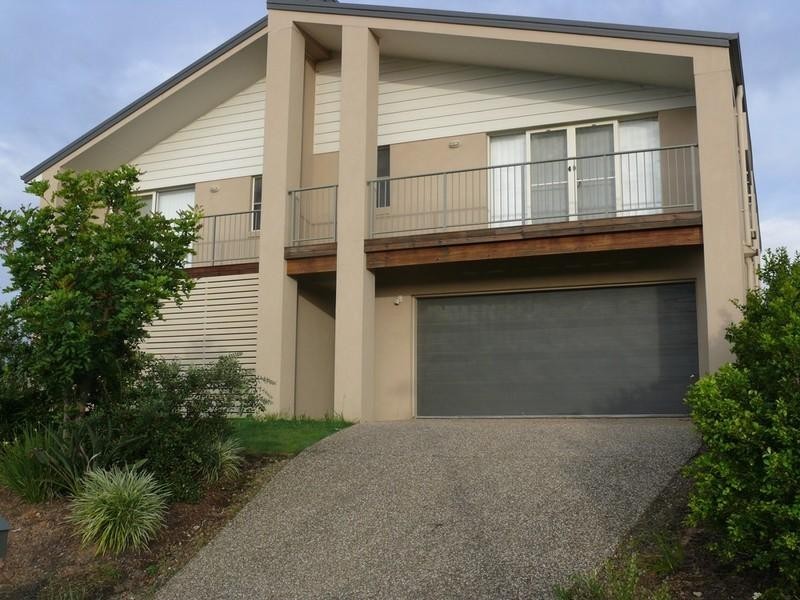 1/2 Hudson Court, Coomera QLD 4209