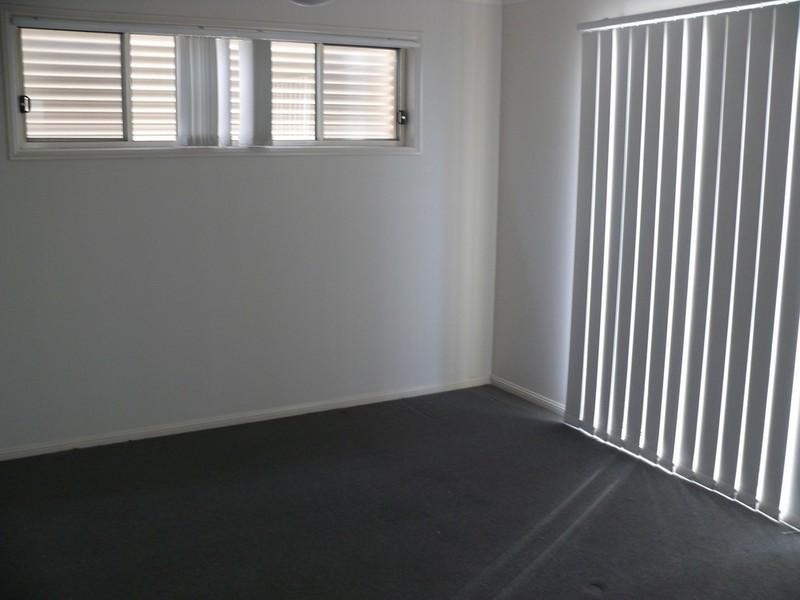 1/2 Hudson Court, Coomera QLD 4209