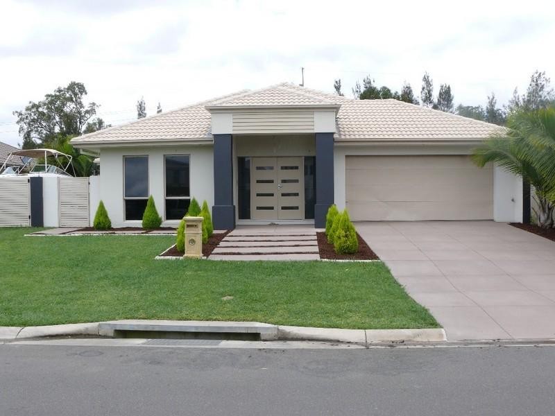 21 River Links East Boulevard, Helensvale QLD 4212