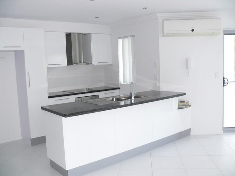 12/161 Marine Parade, Southport QLD 4215