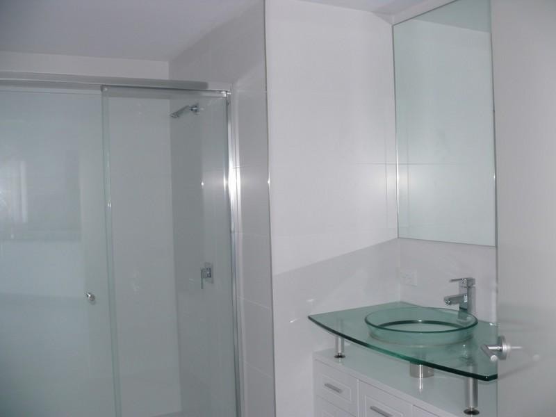 12/161 Marine Parade, Southport QLD 4215