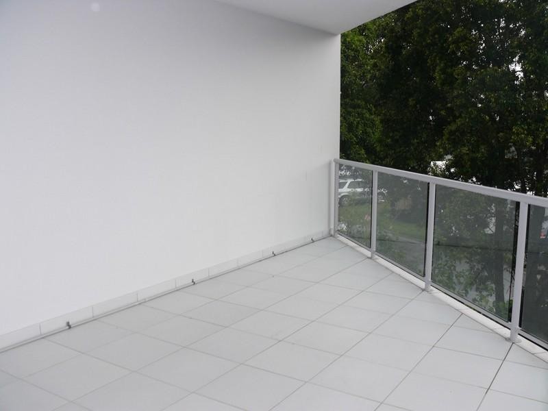 12/161 Marine Parade, Southport QLD 4215