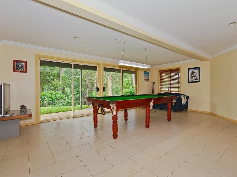 9 LORDS Avenue, Mount Nathan QLD 4211