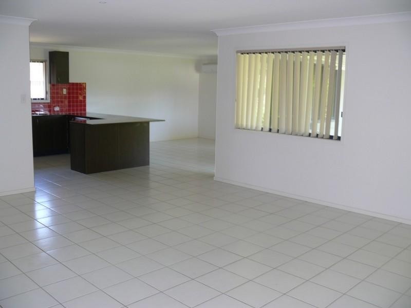 14 Flynn Court, Maudsland QLD 4210