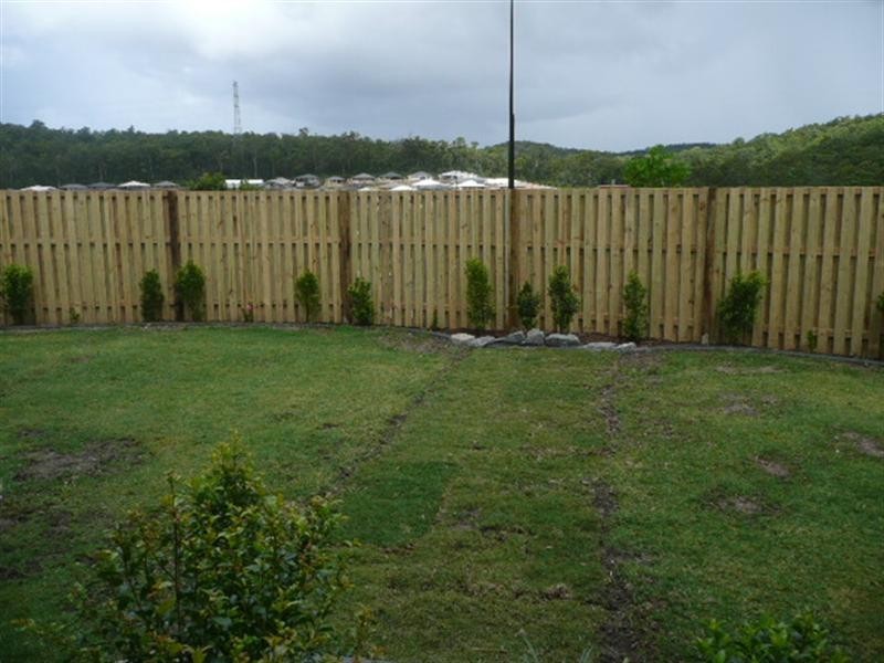 2/86 Wunburra Circuit, Pacific Pines QLD 4211