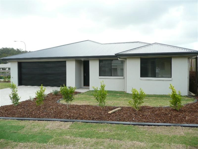 2/86 Wunburra Circuit, Pacific Pines QLD 4211
