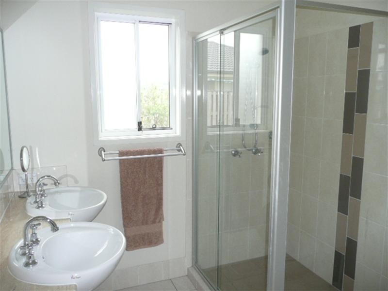 28 Wings Road, Upper Coomera QLD 4209