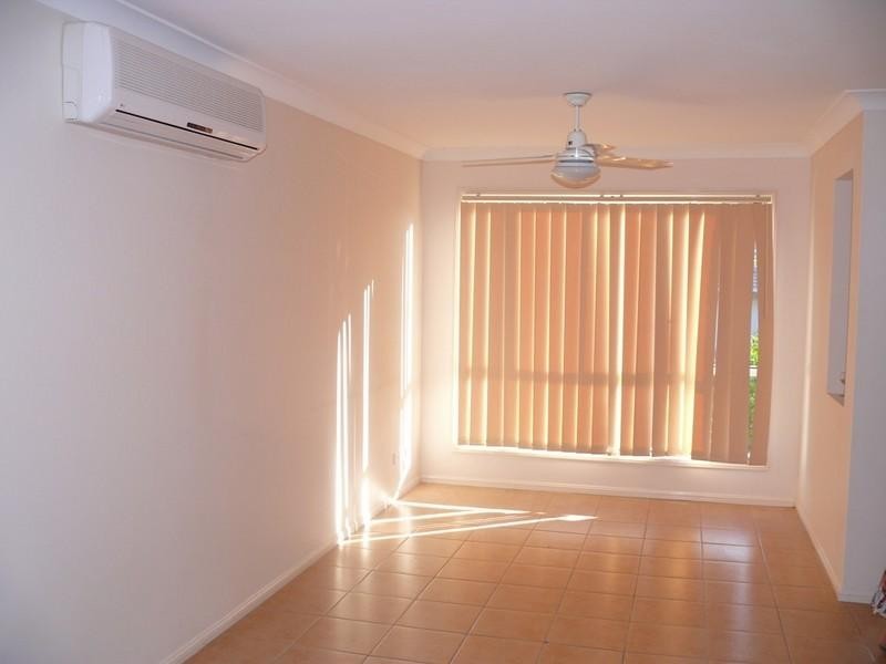 1/9 Balintore Street, Upper Coomera QLD 4209