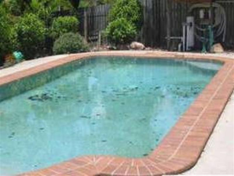 4 Carl Street, Oxenford QLD 4210