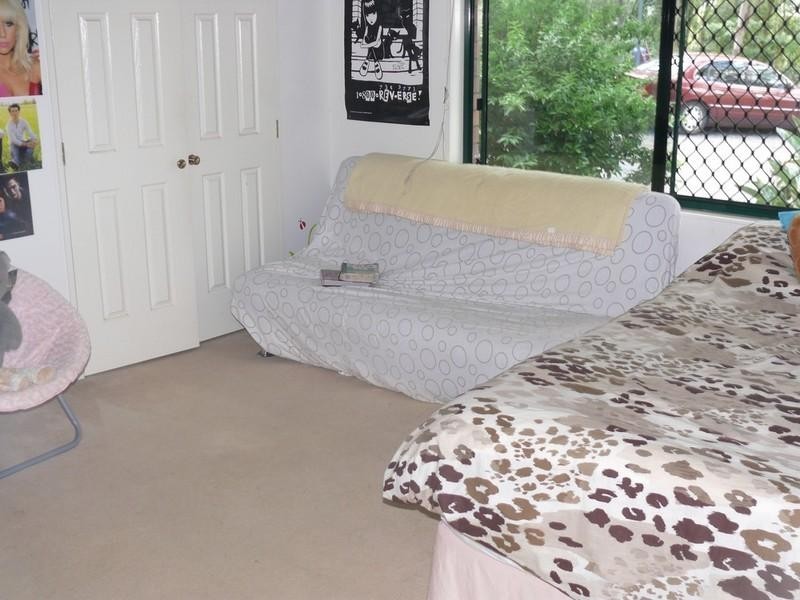 4 Carl Street, Oxenford QLD 4210