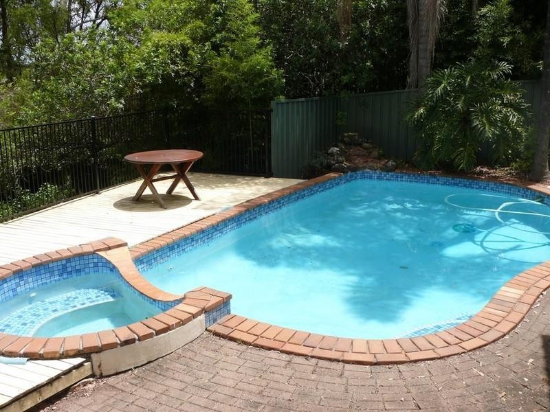 36 Ridgevale Drive, Helensvale QLD 4212