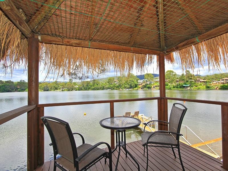 25 Brittany Drive, Oxenford QLD 4210