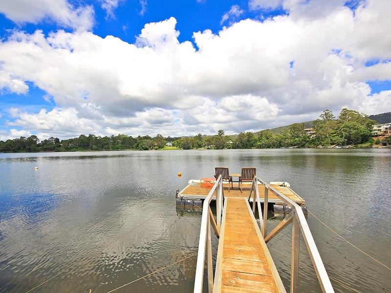 25 Brittany Drive, Oxenford QLD 4210