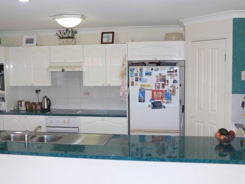 9 Oregon Way, Oxenford QLD 4210