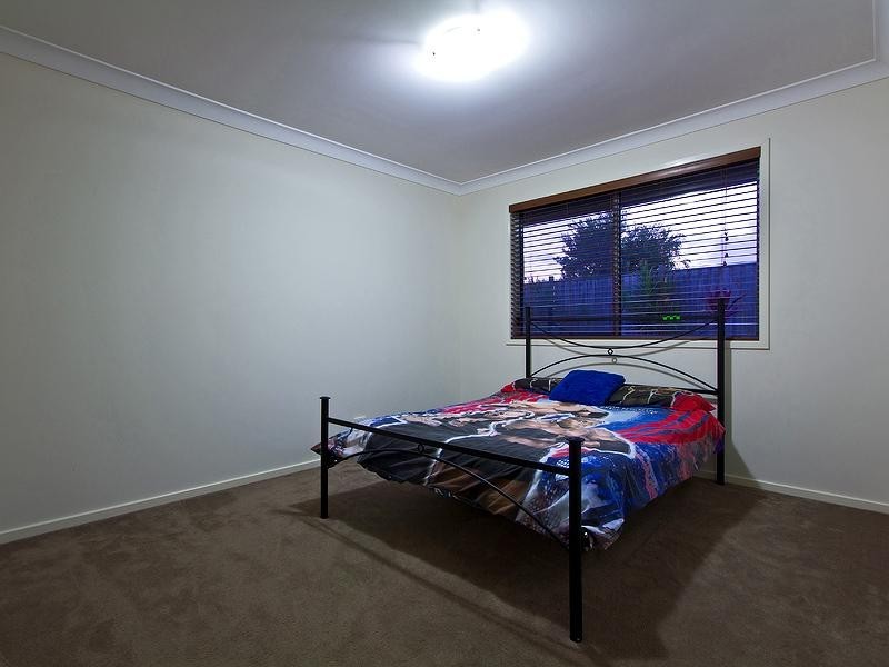 8 Marlow Street, Oxenford QLD 4210